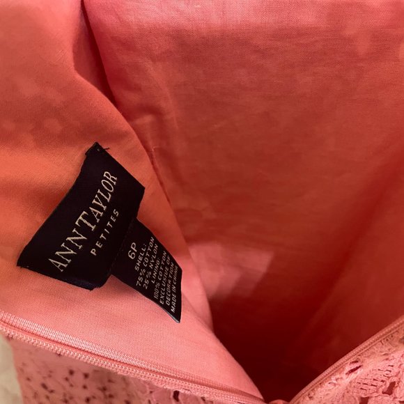 Ann Taylo Summer Dress - Picture 3 of 3